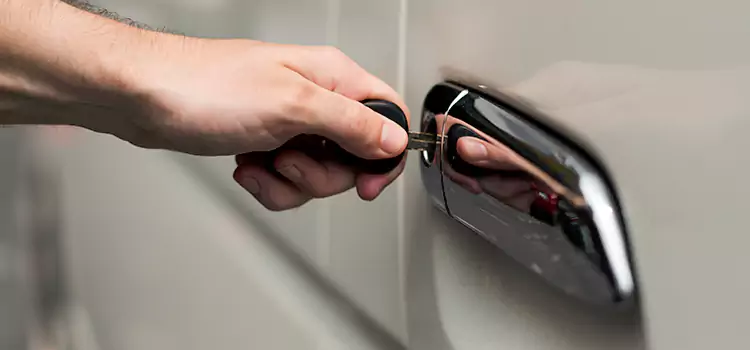 Why Choose Our Auto Locksmith Team in Huntington Station, NY?